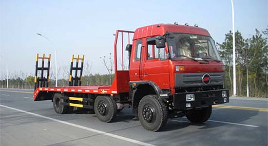 楚風(fēng)小三軸平板運(yùn)輸車