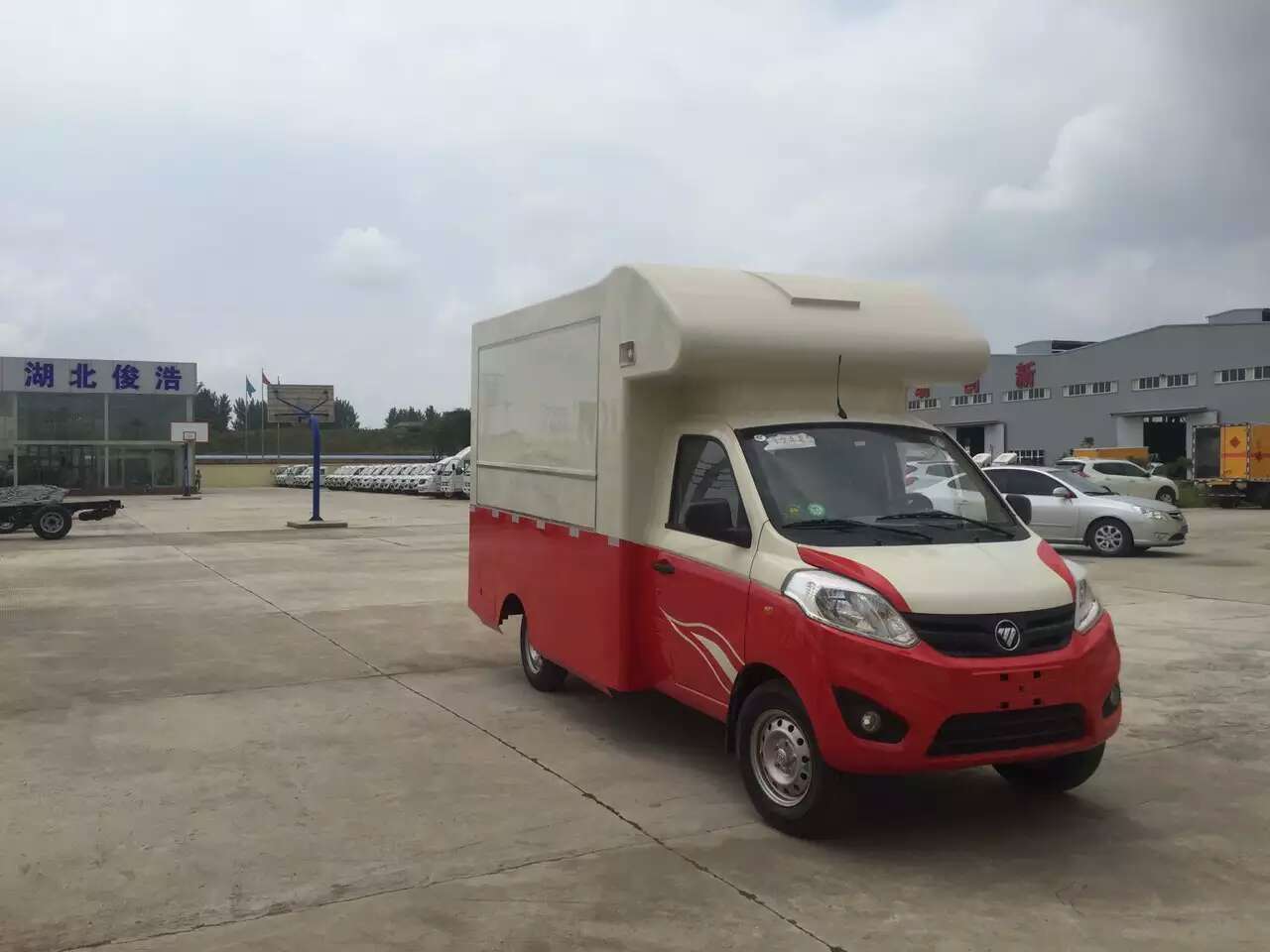 福田伽途國五流動售貨車